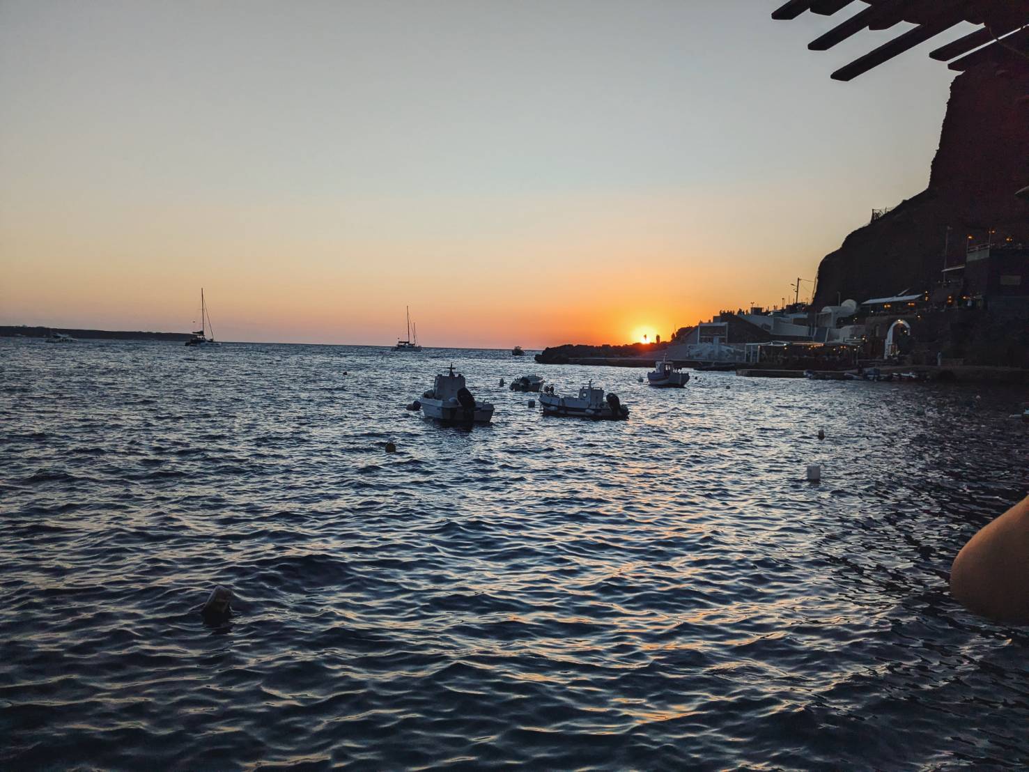 サントリーニ島・アテネ観光ブログ・旅行記！4泊7日で夏のギリシャを満喫してきた